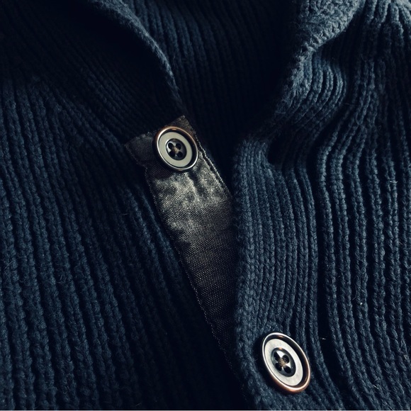 GAP | Men’s Navy Blue Heavy Knit Cardigan - Picture 2 of 3